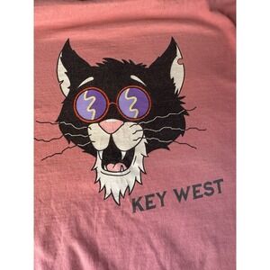Vintage 2000s Key West Cat Sunglasses Tropical Pink Cotton Tee Size Med/Large